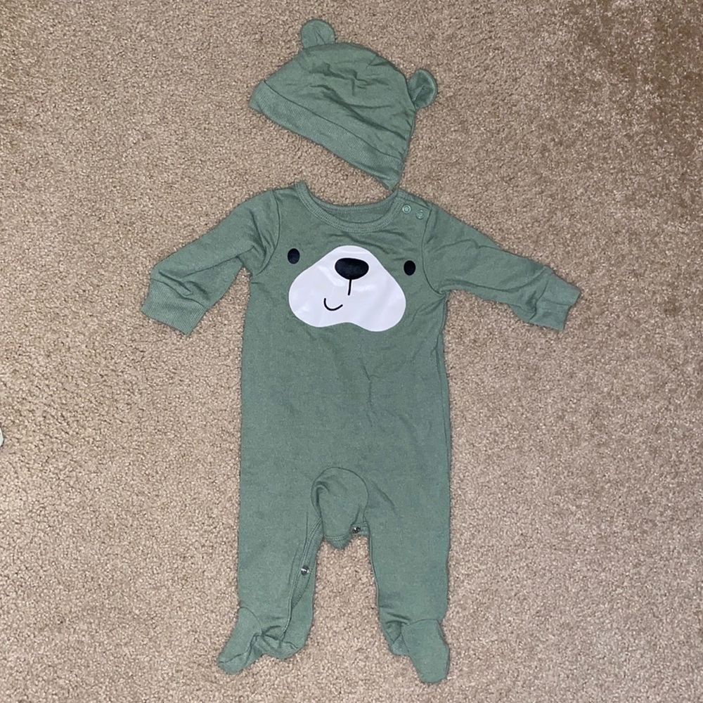 2 piece set onesie & hat